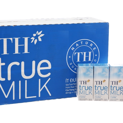 Sữa TH True Milk tiệt trùng có đường hộp 180ml